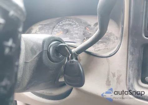 2005 GMC Sierra 1500 Sle z USA, uszkodzony, nr VIN 2GTEC13T551371398